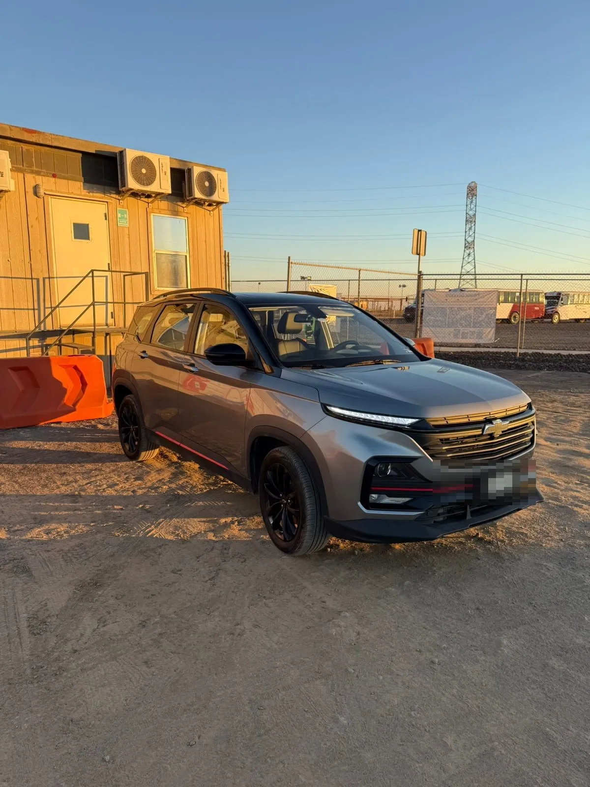 SUV Chevrolet Captiva de la flota Orellis en operación